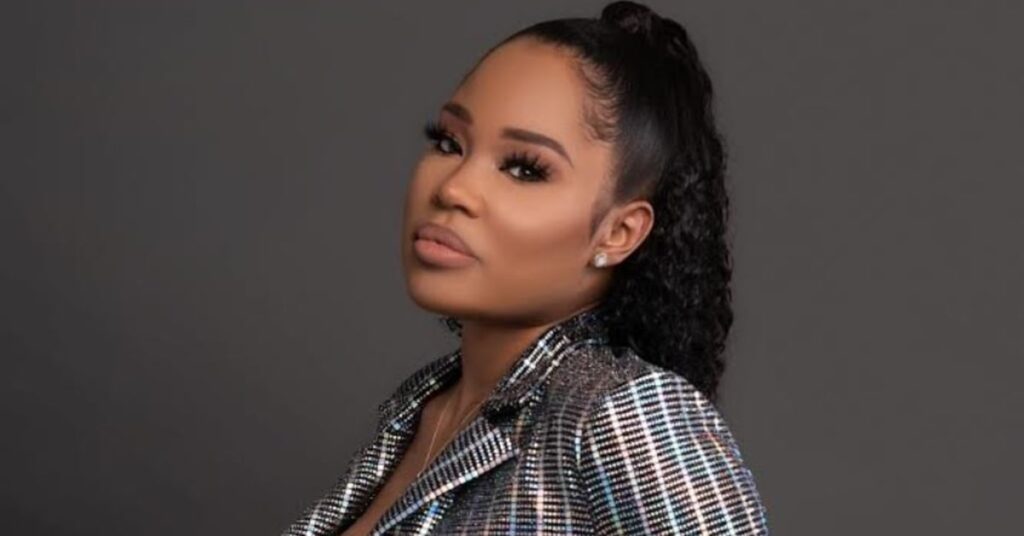 LaTruth Wife Net Worth: How Rich Is Briana Hampton?