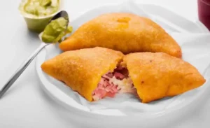 Best Empanada de Jamon y Queso Near Me | Top Local Spots
